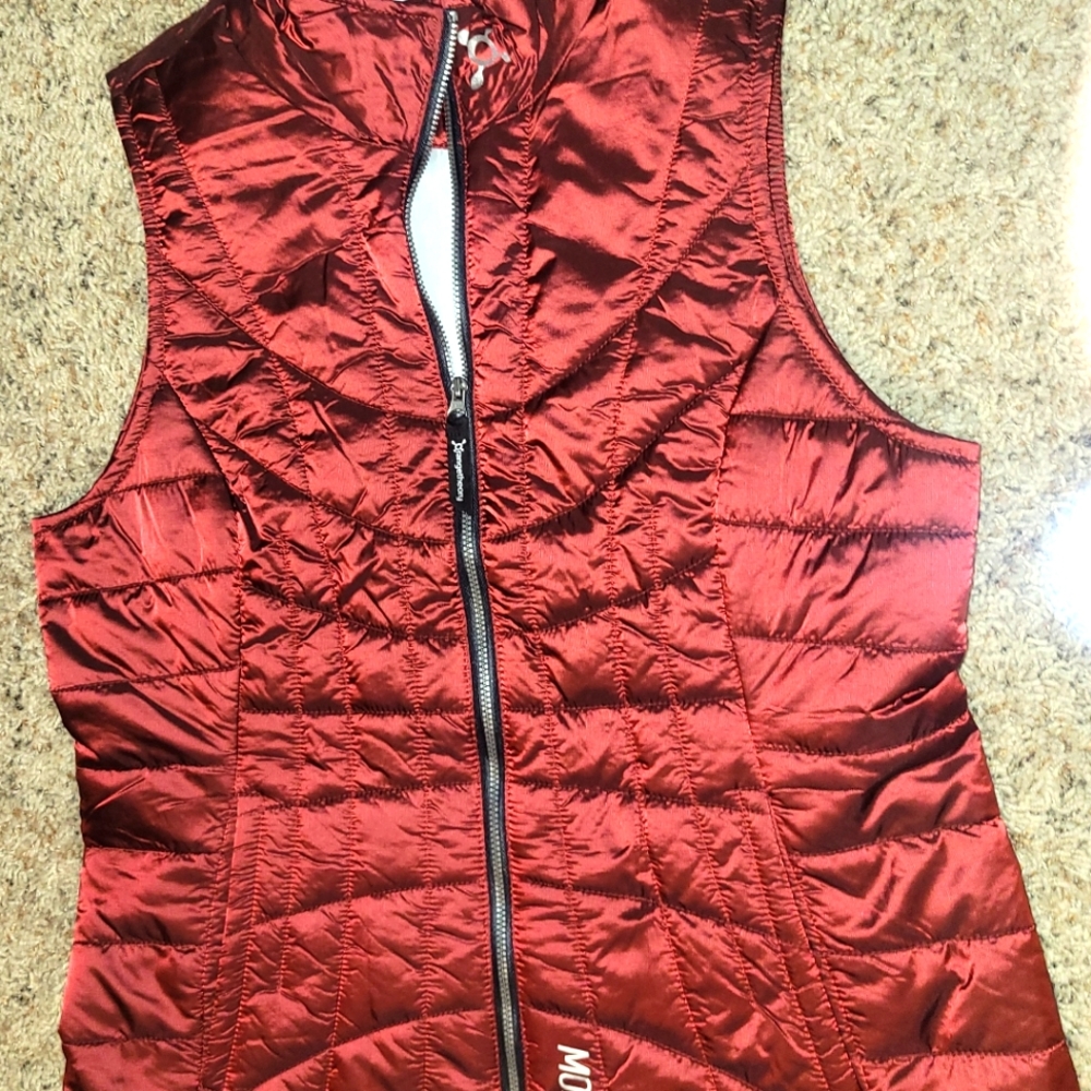 Orangetheory quilted puffer vest